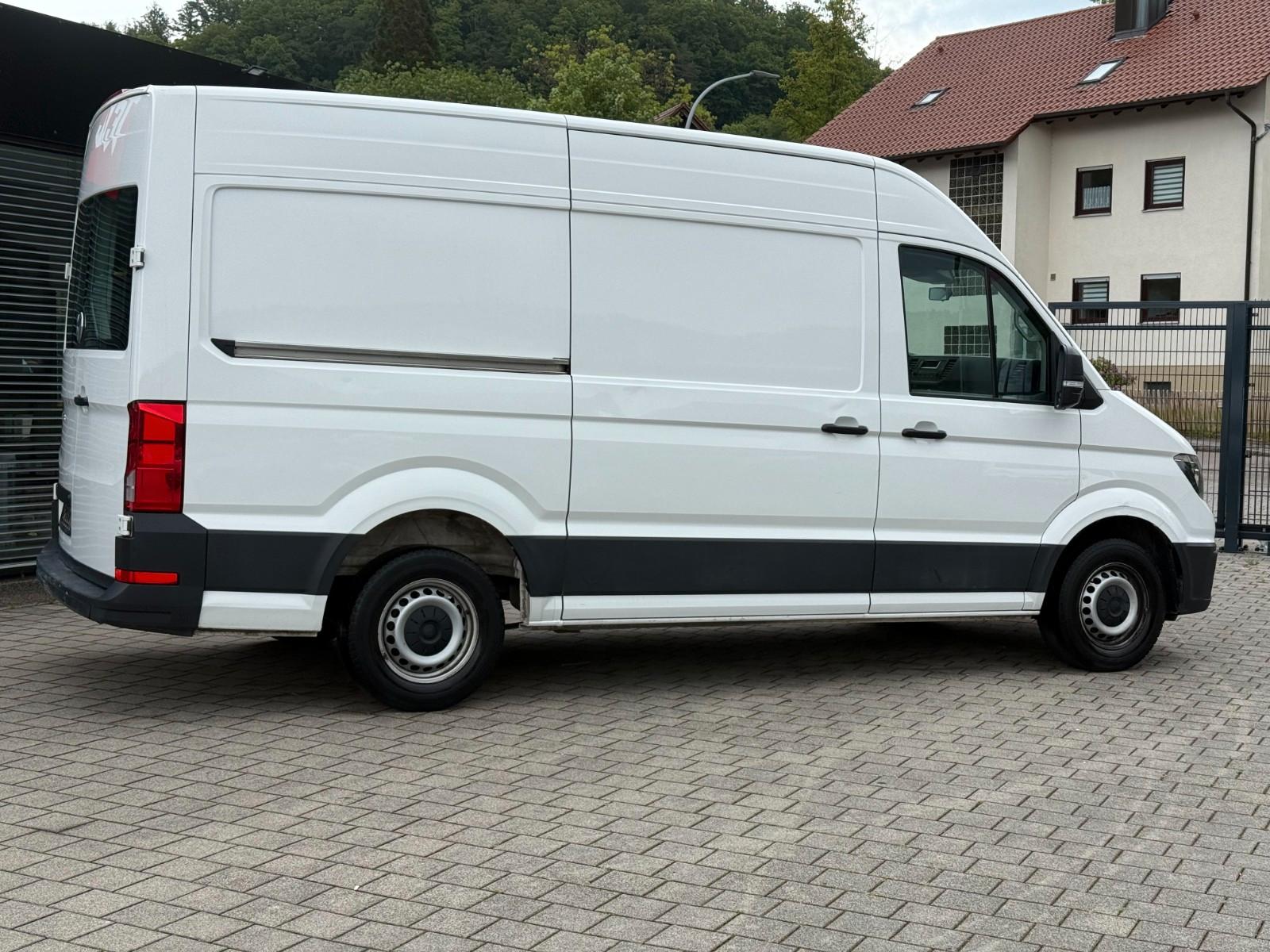 Volkswagen Crafter Kasten Kasten 35 mittellang Hochdach FWD