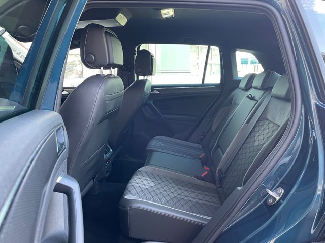 Tiguan R-Line 2.0 TDI DSG 4MOTION ACC/AHK/RFK