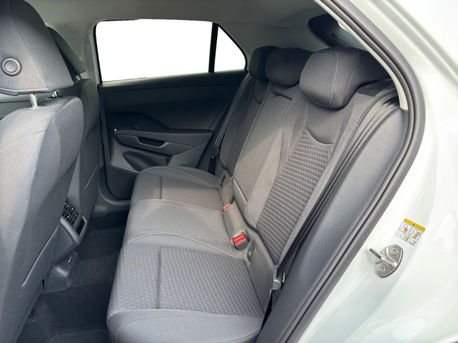 Volkswagen T-Roc - Bild 11