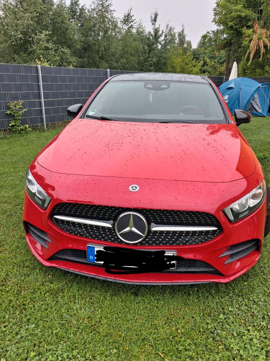 MERCEDES-BENZ A 220 d DCT -
