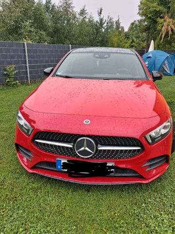 MERCEDES-BENZ A 220 d DCT -