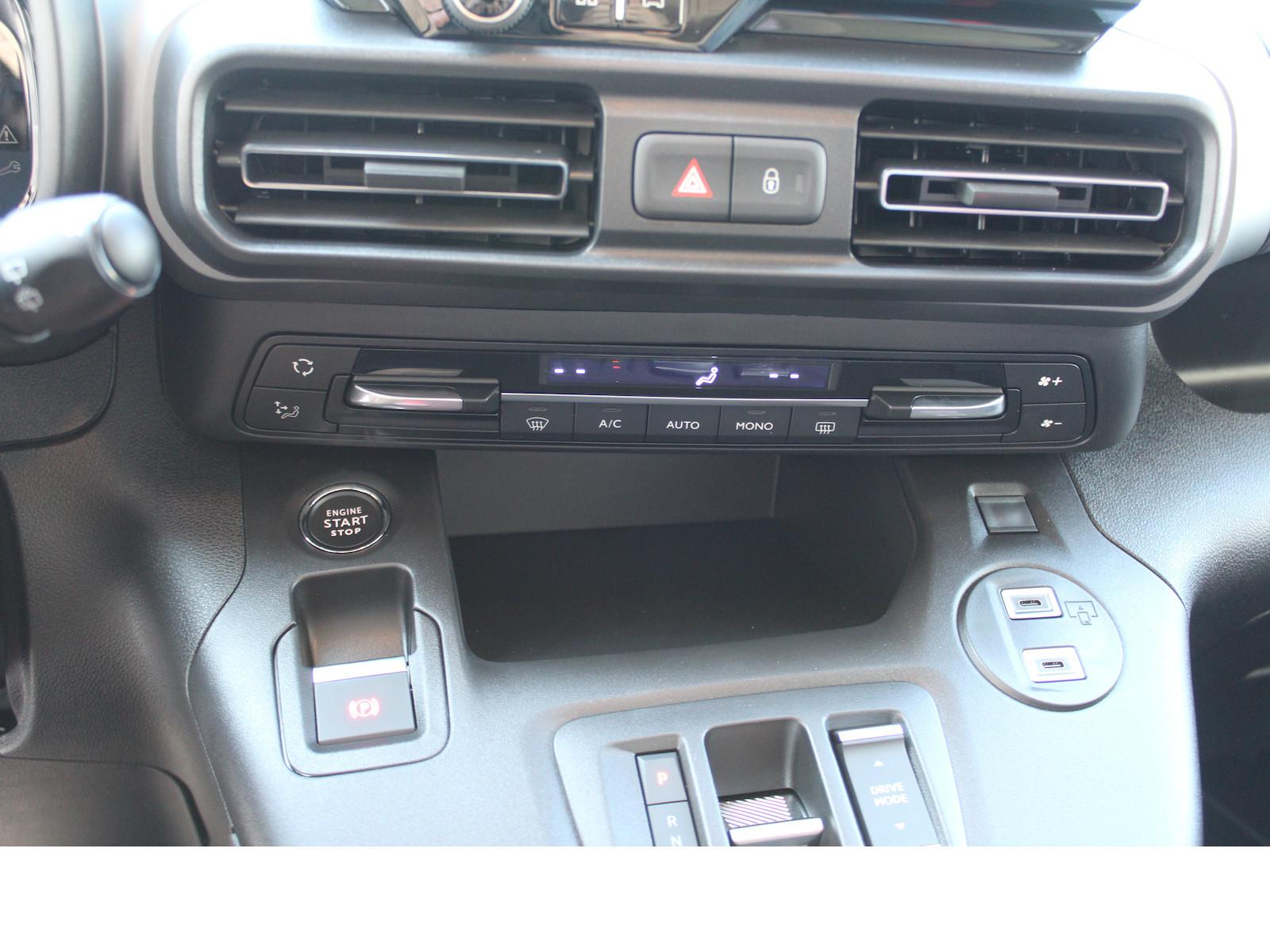 Citroën Berlingo Automatik 30 Jahre M