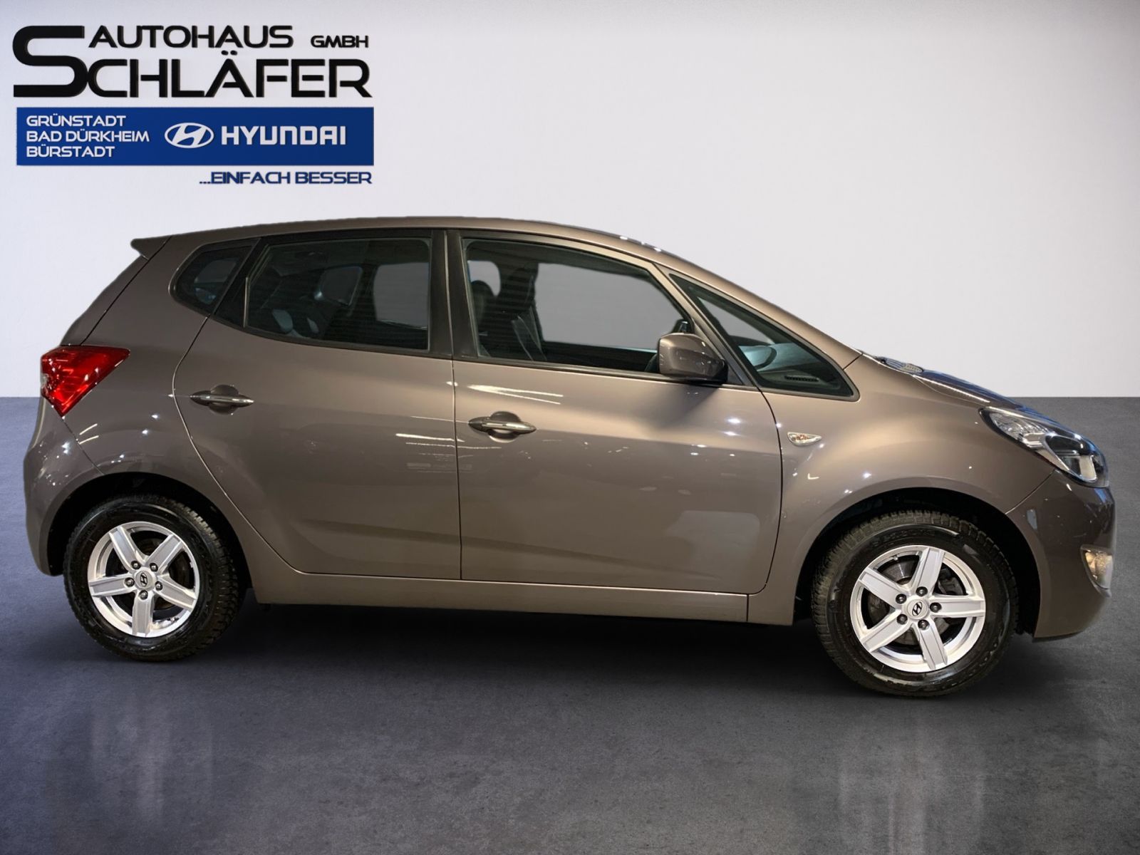 Fahrzeugabbildung Hyundai ix20 1.4 FIFA World Cup Edition PDC SHZ