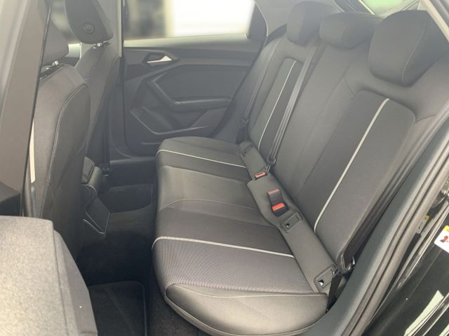 A1 Sportback 30 TFSI SMARTPHONE+PDC+KLIMA+TEMPO+