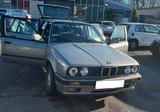 BMW E30 325 iX Touring silbermetallic - BMW 3er Reihe: Kombi, E30