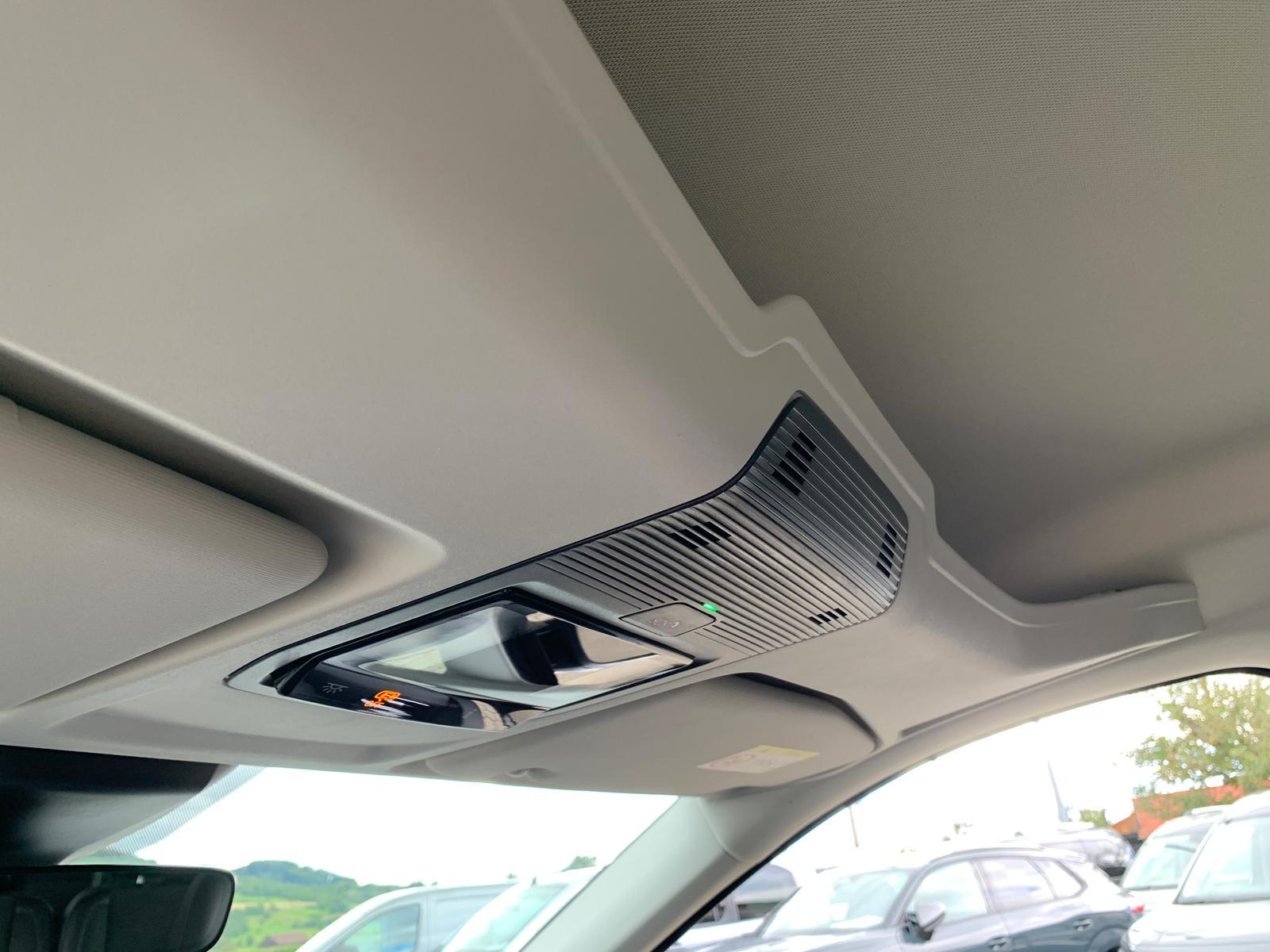 Volkswagen Caddy Maxi Style AHK Navi AppConnect Side+Lane+T