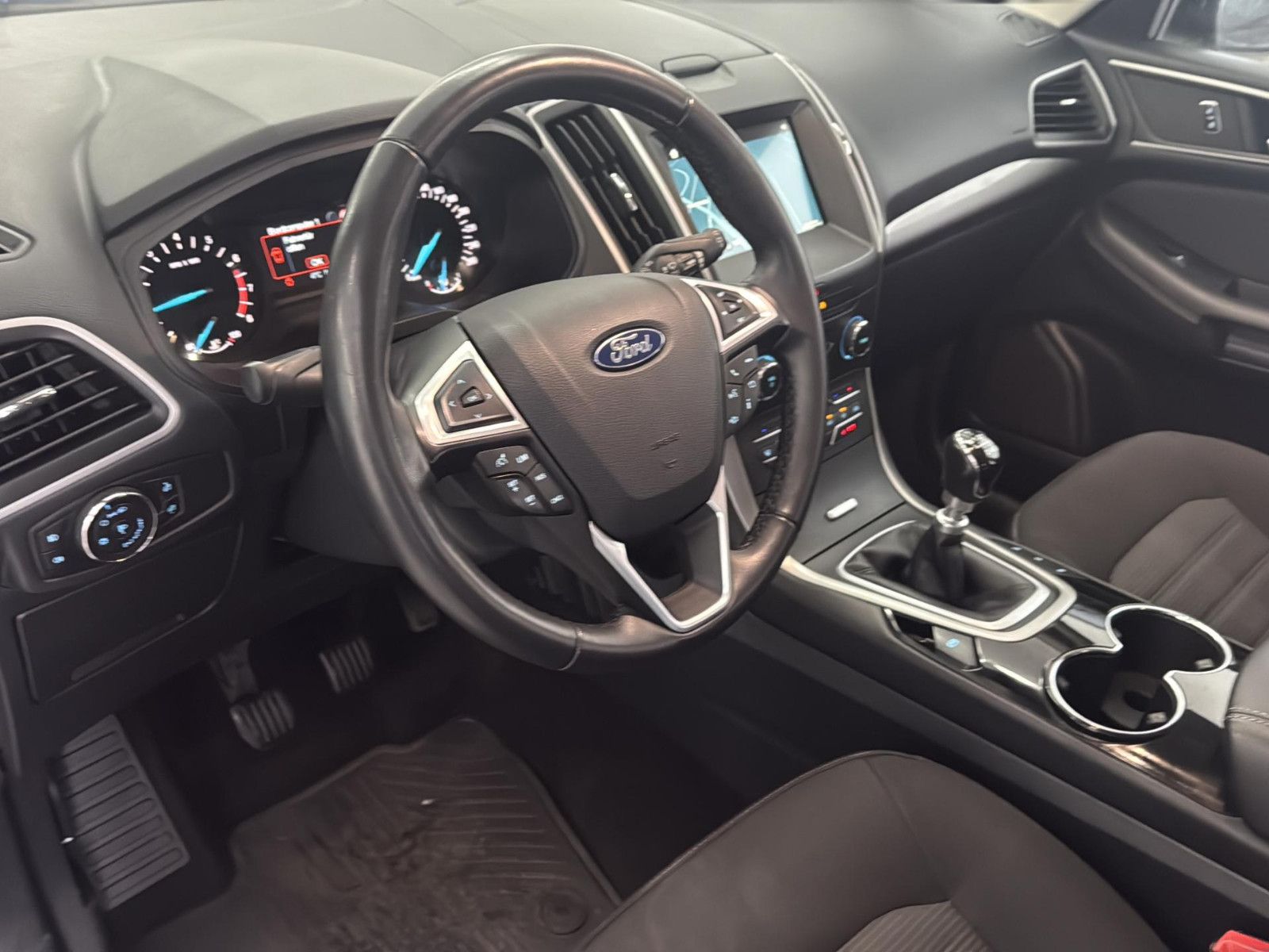 Fahrzeugabbildung Ford Galaxy Business/ AHK /Motor neu 2025/ TOP