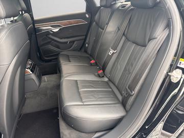 2019 AUDI A8 — миниатюра 25