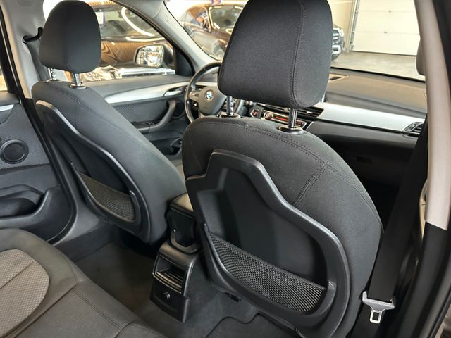 MYAUTOCENTER – Gebraucht- und Jahreswagen mit Werkstattservice in Pfaffenhofen BMW X1 xDrive 20 i *Kamera*Klima*SHZ*Navi*Bluetooth*