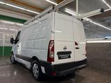 Nissan NV400 L1H1 2,8t AHK RFK KLIMA REGALE DACHTRÄGER - Nissan NV400 Gebrauchtwagen