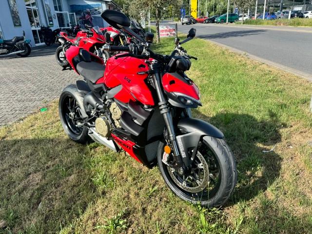 Ducati Streetfighter V4