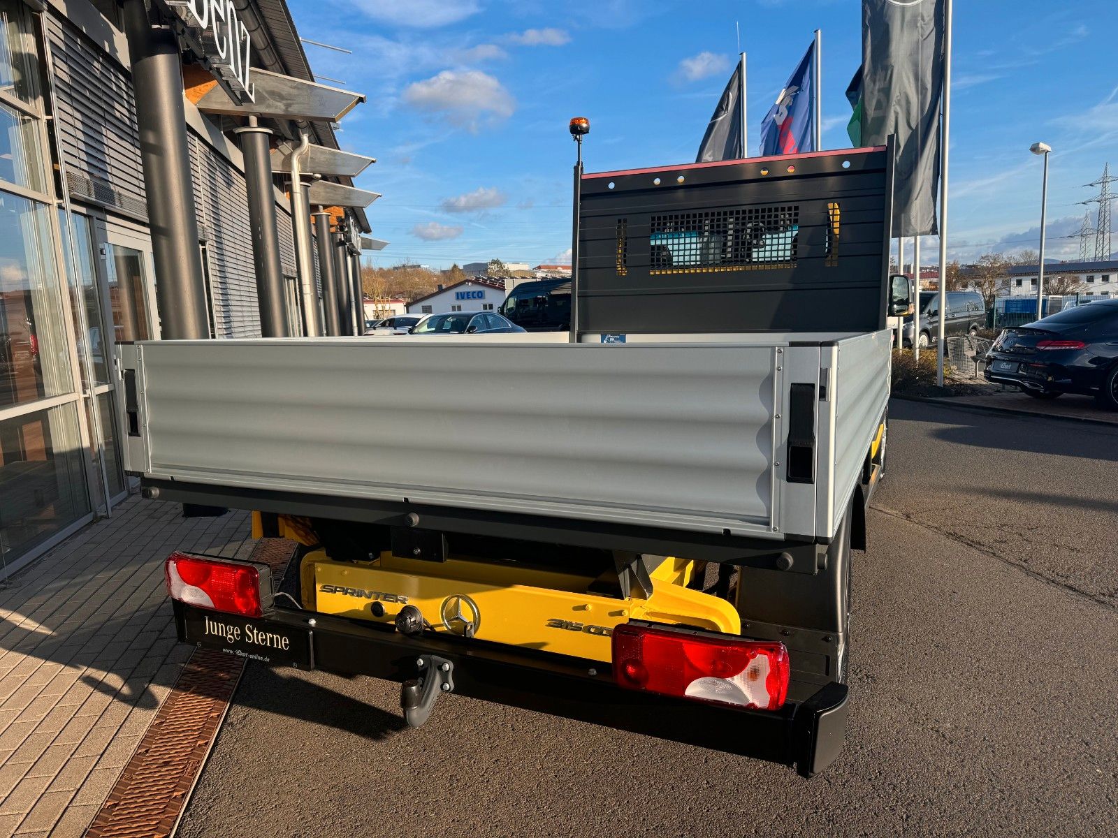 Fahrzeugabbildung Mercedes-Benz Sprinter 315 CDI 9G AHK Schwing Stdheiz