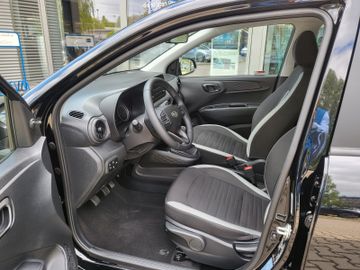 Fahrzeugabbildung Hyundai NEW i10 1.0 Select SHZ PDC Lenkradhzg KLIMA