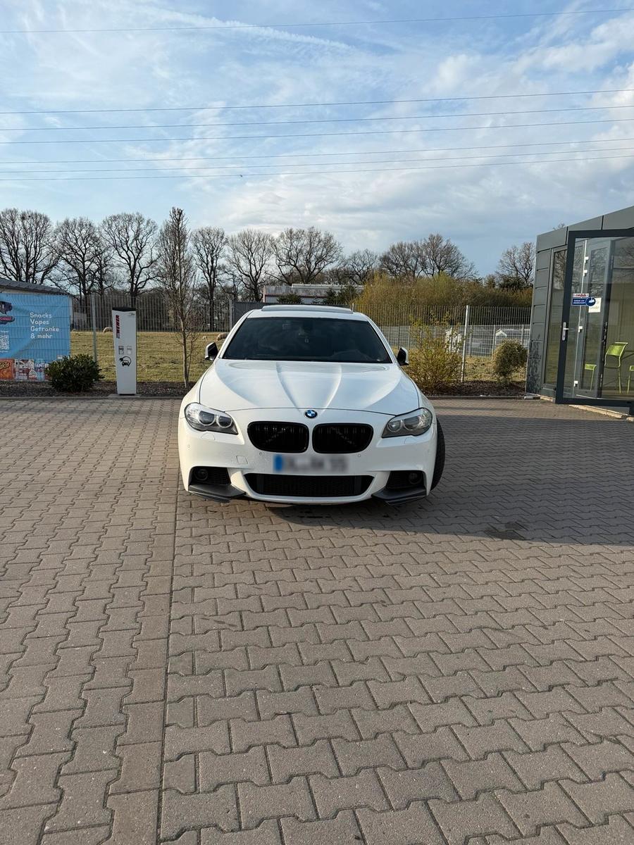 BMW 528