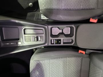 Ford Grand Tourneo Connect PHEV Titanium