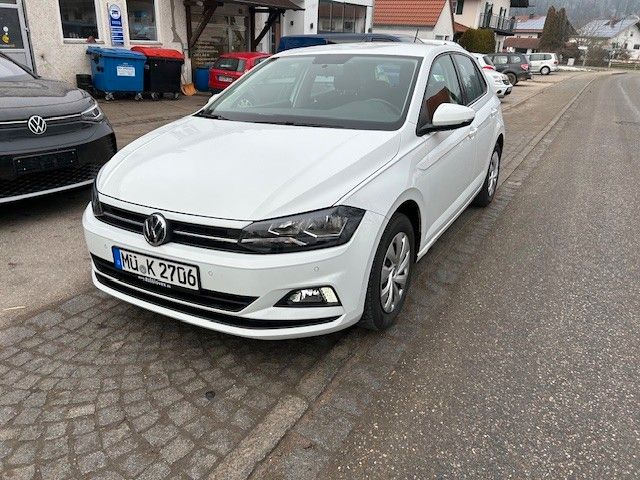 VW Polo VI Comfortline PDC SITZHEIZUNG