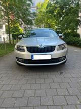 Skoda Octavia 1.8 TSI Elegance Unfallfrei Garagenwagen