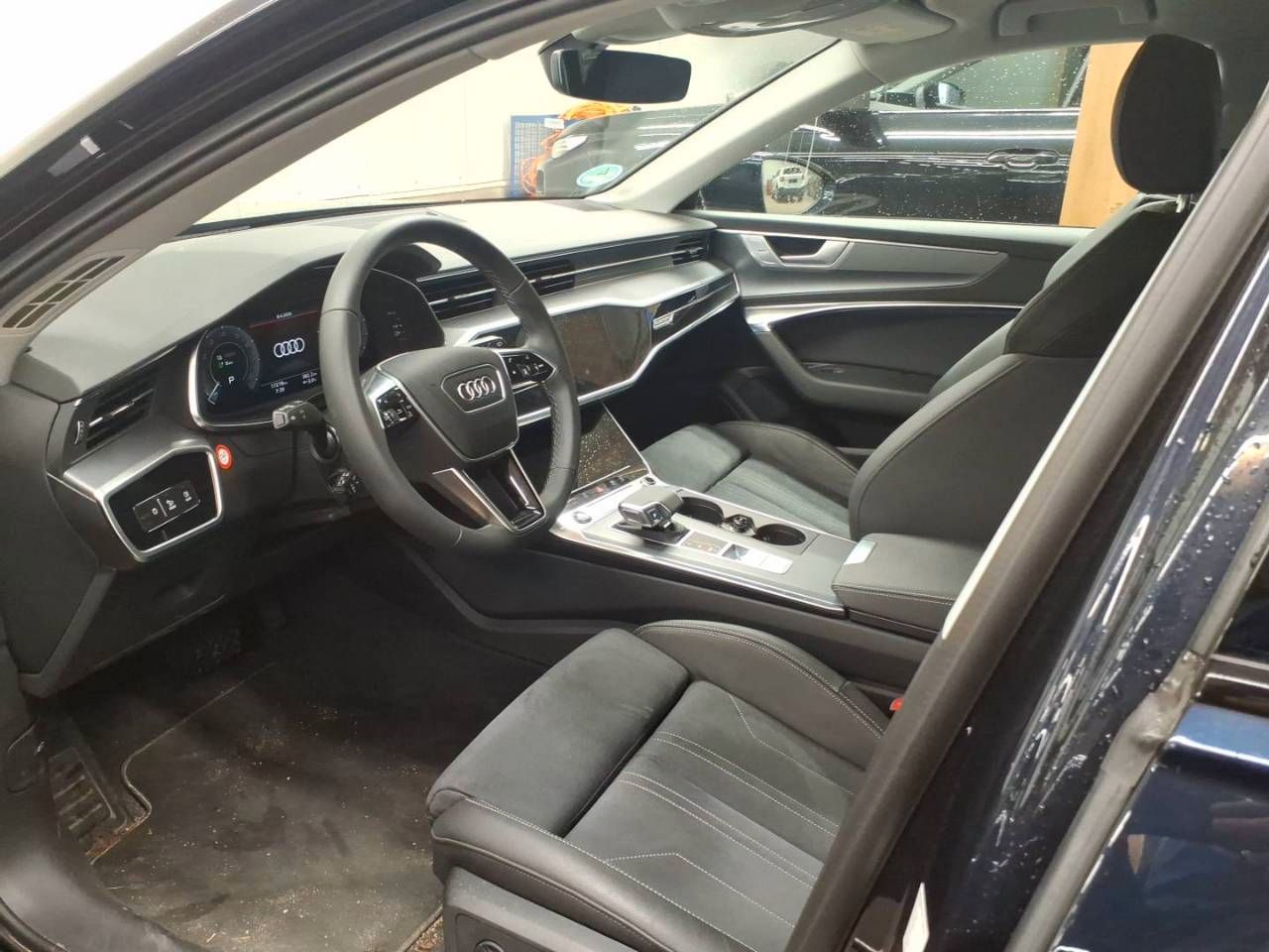 Audi A6 Avant 50 TFSIe qu S line LED 360° NAVI AHK imagem 3