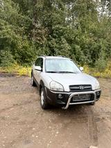 Hyundai TUCSON 2.7 V6 GLS 4WD Automatik GLS - gebrauchte Hyundai TUCSON aus dem Jahr 2004