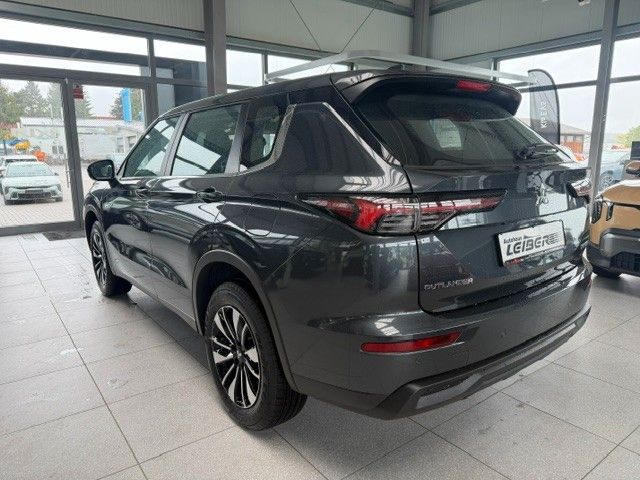Mitsubishi Plug-in Hybrid Outlander - Bild 5