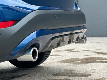 Fahrzeugabbildung BMW X1 xDrive 25i Steptr. Sport Line Pano H&K HeadUp