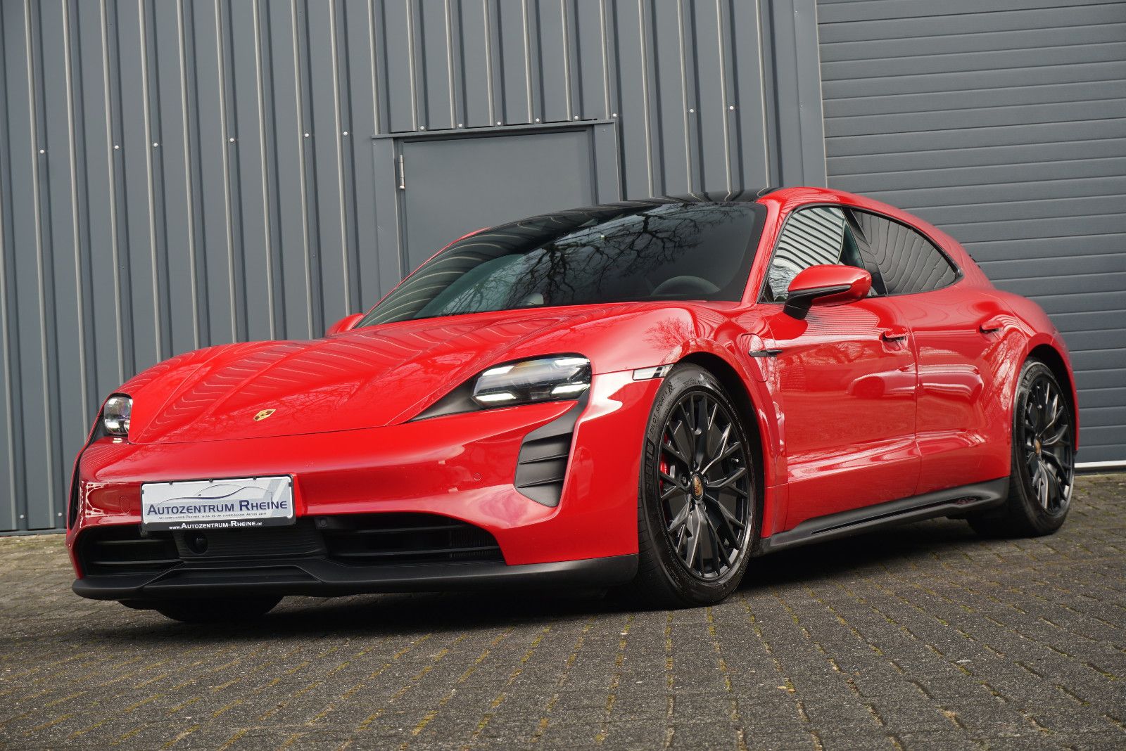 Porsche Taycan - Bild 3