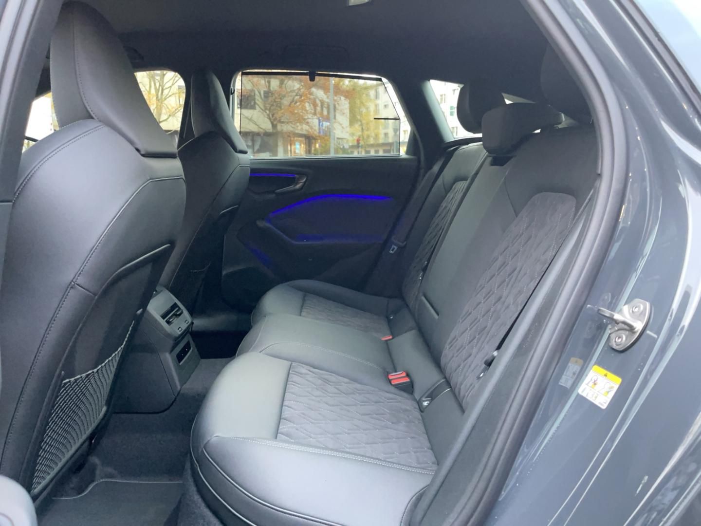 Fahrzeugabbildung Audi A5 Avant TFSI quattro S tronic, edition One, Tec