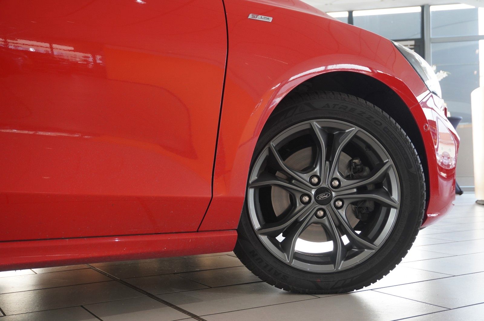 Fahrzeugabbildung Ford Focus 1,0 ST LINE SPORT NAVI/LED/KAMERA/PANO./SH