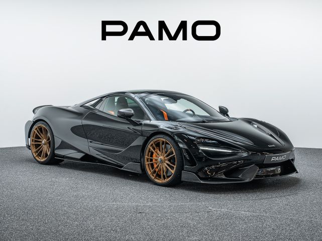 MCLAREN 765LT