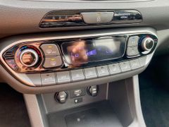 Fahrzeugabbildung Hyundai i30 1.0 AAC SHZ KAMERA ALU ALLWETTER CARPLAY