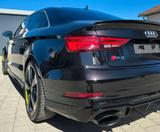 Audi RS3 2.5 TFSI S tronic quattro - B&O, NON OPF - Audi RS3: Schwarz