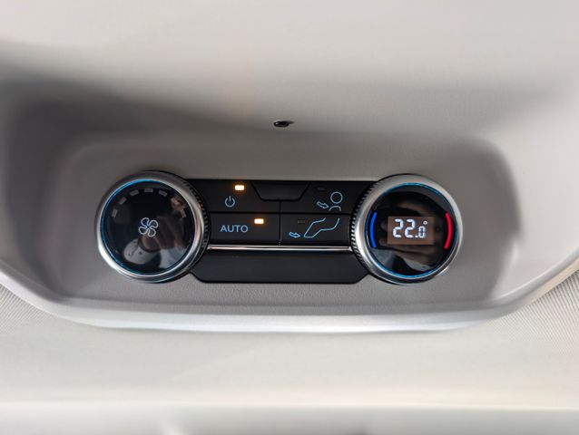 Ford Tourneo Custom 2.0 EcoBlue SPORT L2
