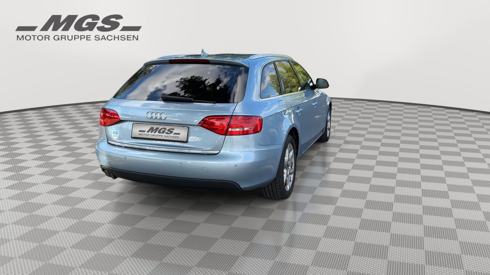 Audi A4 2008 — photo 9