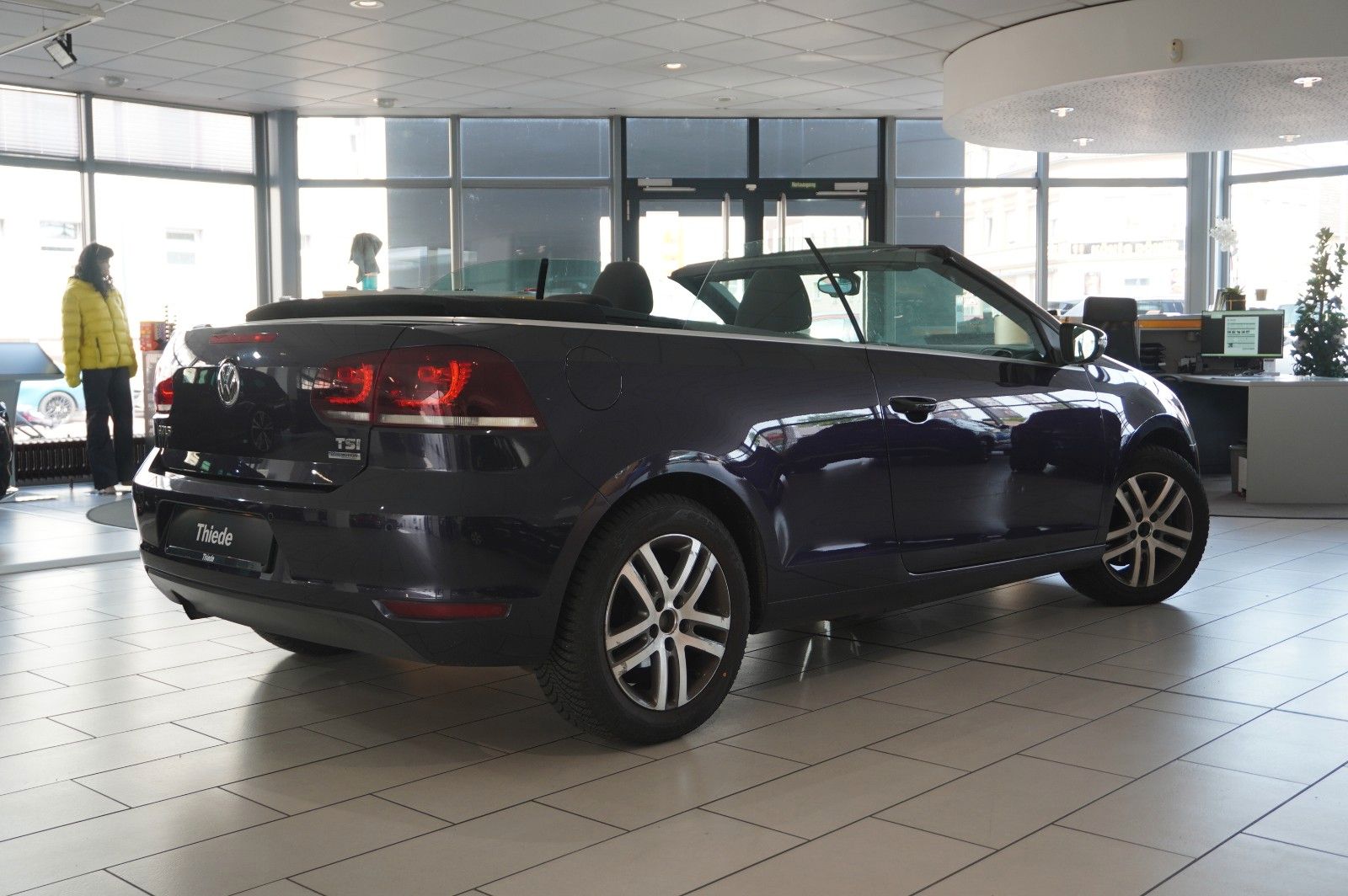 Fahrzeugabbildung Volkswagen Golf VI Cabriolet 1.2 TSI NAVI/SHZ/USB/PDC/TEMP.