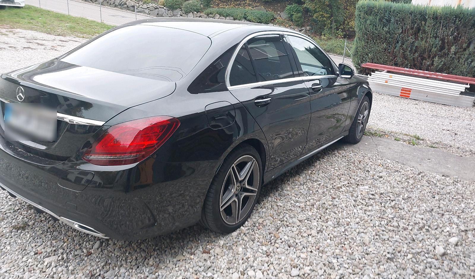 Mercedes-Benz C 300