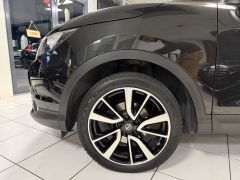 NISSAN Qashqai 1.6Tekna 2.Hand LED NAVI CAM AHK LEDER NISSAN Qashqai 1.6Tekna 2.Hand LED NAVI CAM AHK LEDER