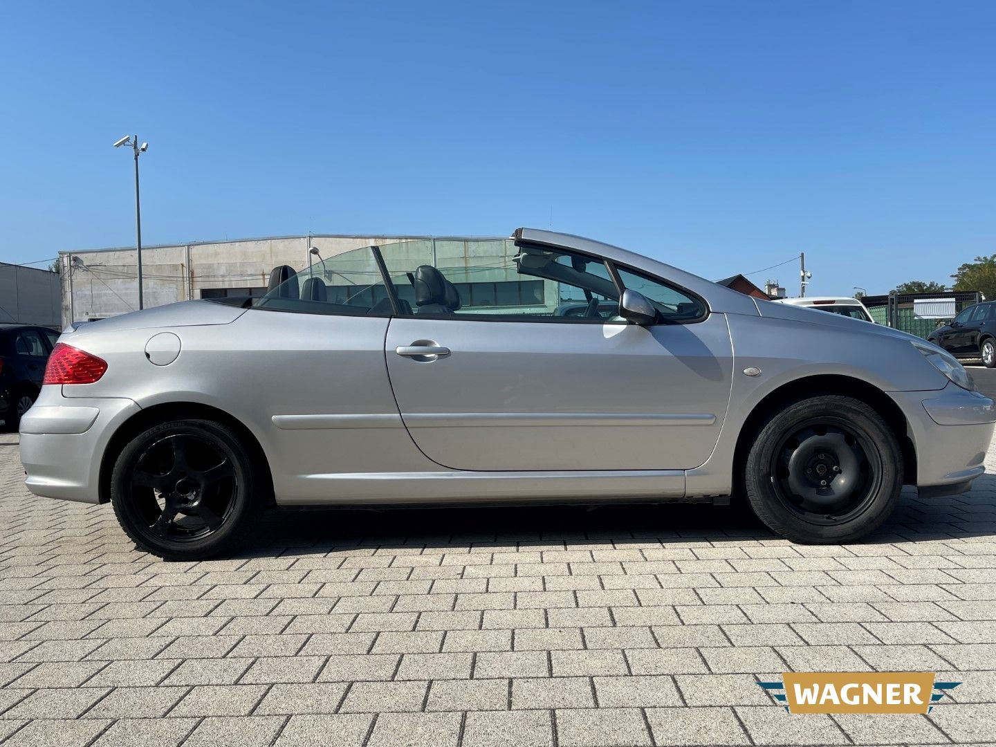 Fahrzeugabbildung Peugeot 307 CC Cabrio-Coupe 2.0 Klimaautomatik