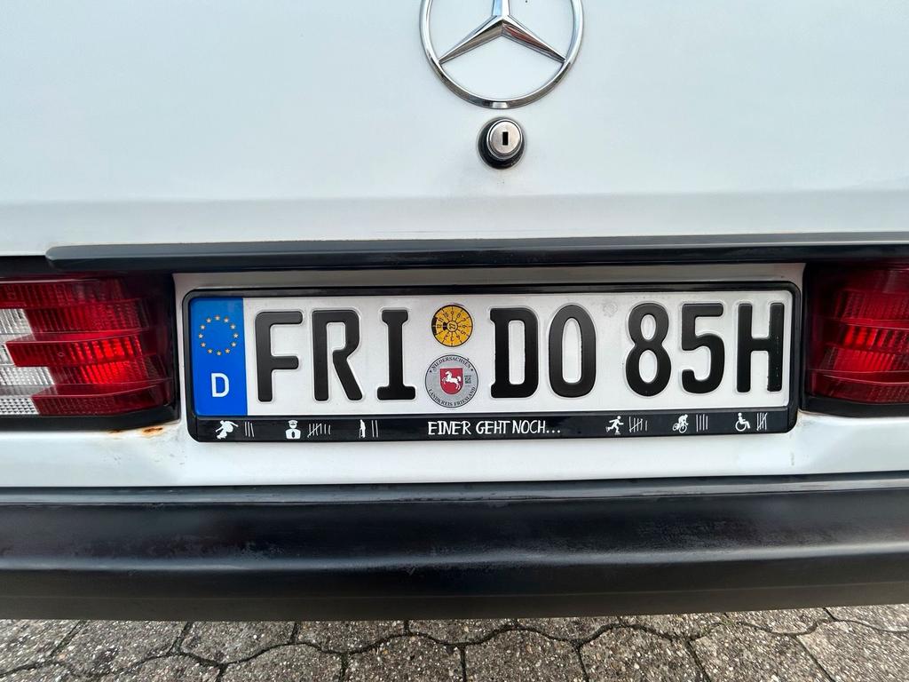 Mercedes-Benz 190