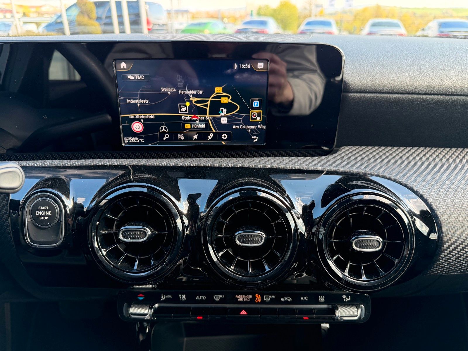 Fahrzeugabbildung Mercedes-Benz A 250e