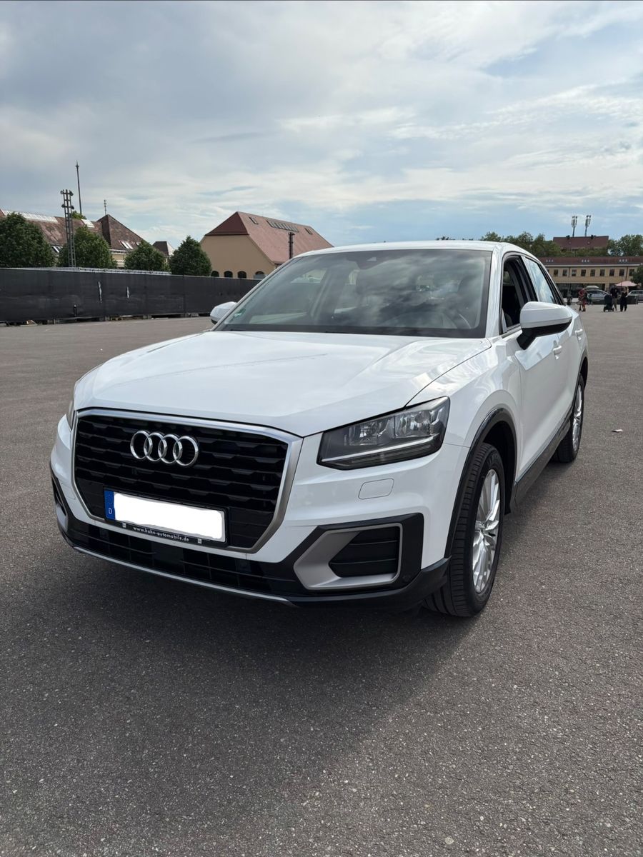 AUDI Q2 35 TFSI S tronic |CarPlay|PDC|Service|Spurh.|