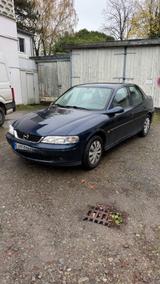 Opel Vectra B 1.8 16V Edition 2000  - gebrauchte Opel Vectra aus dem Jahr 2000