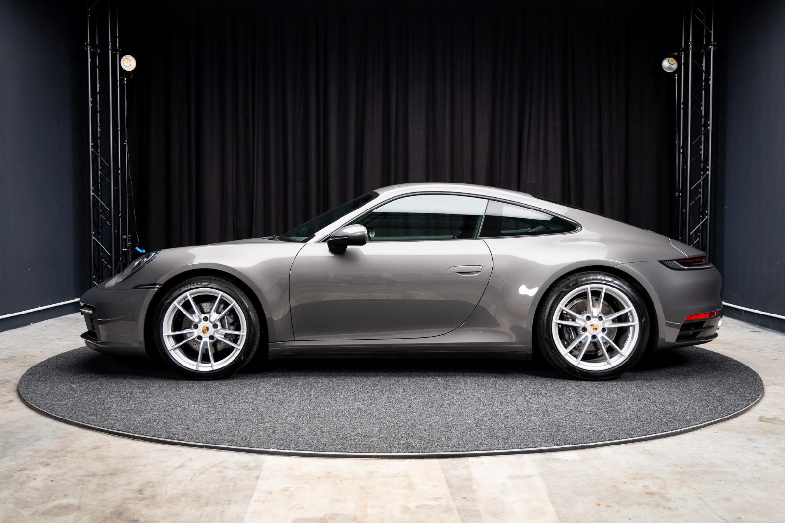 Porsche 992 + 1. Hand + 16.050 km + Schiebedach + PDK