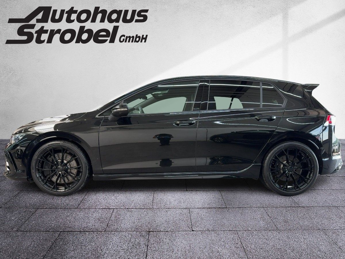 Volkswagen Golf VIII R 2.0 TSI DSG 4M BLACK EDITION ab 1 foto 4