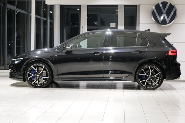 Volkswagen Golf VIII R Performance Akrapovic Pano HKardon K