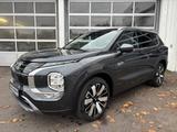 Mitsubishi Outlander 2.4 Plug-in Hybrid 4WD Top - Mitsubishi mit Hybrid-Antrieb: Geländewagen
