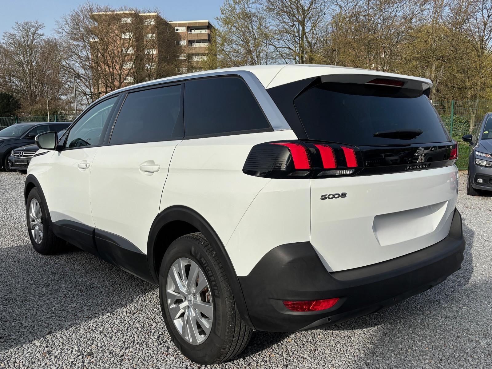 Peugeot 5008 ALU*NAVI*