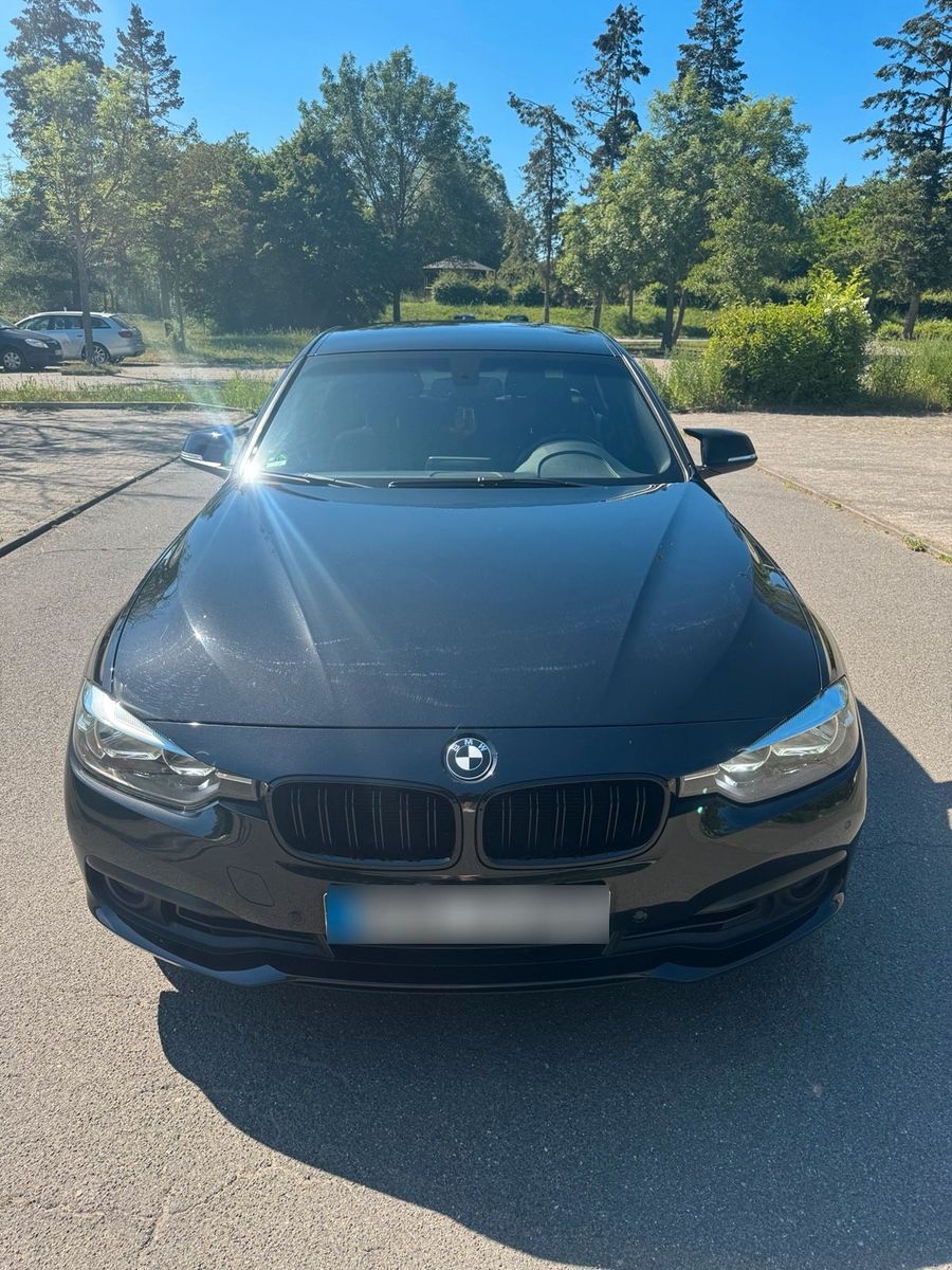 BMW BMW 318i Schwarz