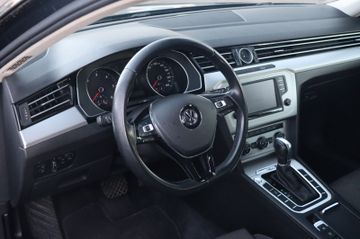 Volkswagen Passat Variant - 12