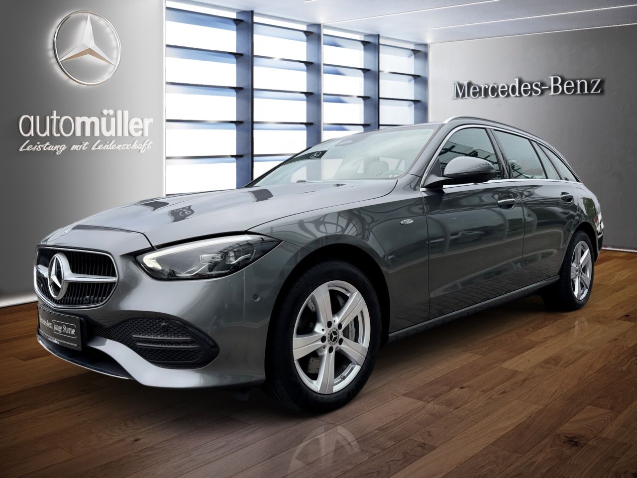 Fahrzeugabbildung Mercedes-Benz C 300 de T AVANTGARDE+AHK+MEMORY+LHZG+AMBIENTE+
