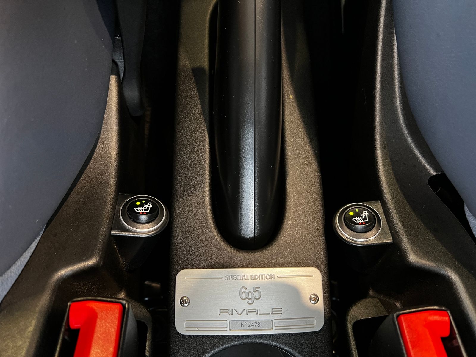 Fahrzeugabbildung Abarth 695C Rivale 175th Anniversary XEN NAVI LEDER Sit